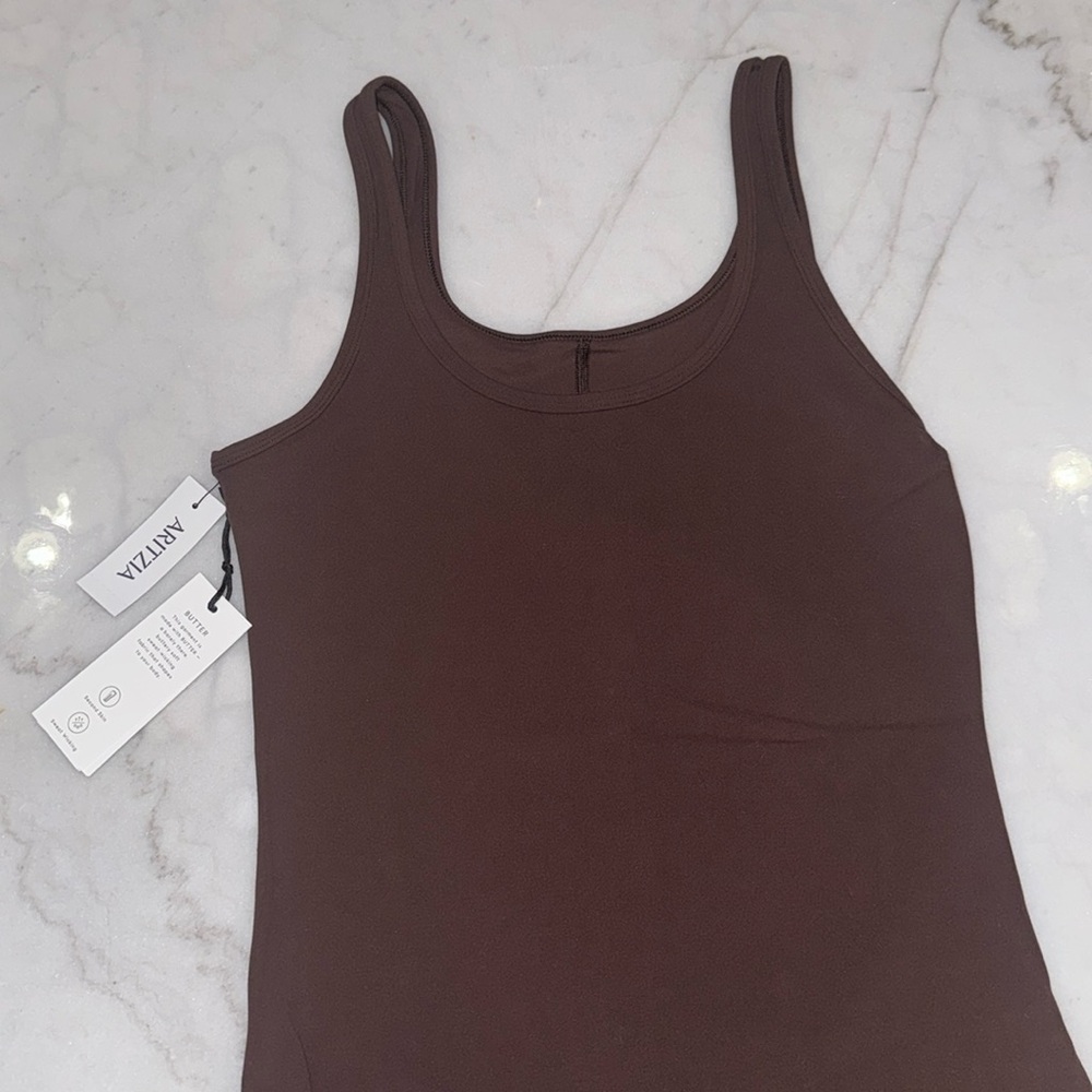 ARITIZIA GOLDEN BUTTER JUMPSUIT SIZE M NWT